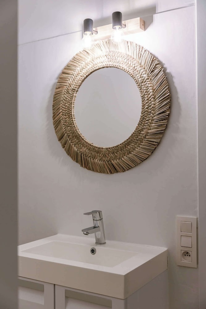 Huswell - Bright Stylish Apartment Near Beach wi