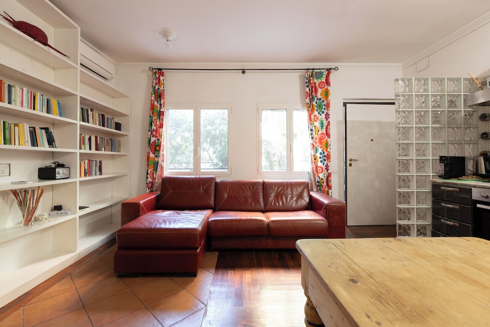 Elegant apartment in Trastevere- Bolognese 45