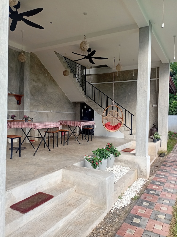 Light villa galle