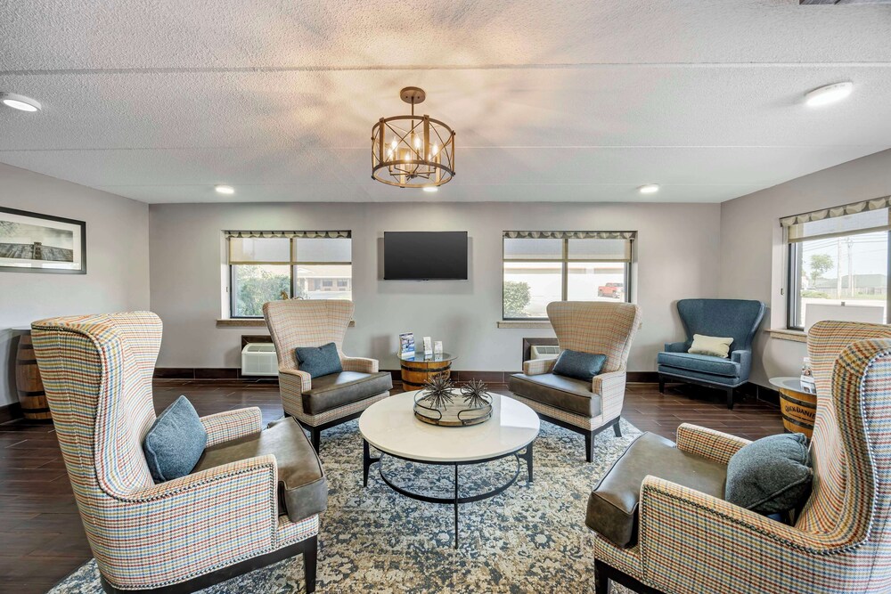 Best Western Shelbyville Inn and Suites Celebration Inn