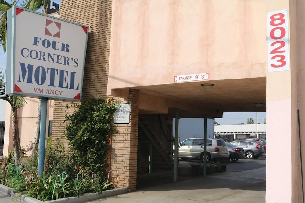 Four Corners motel