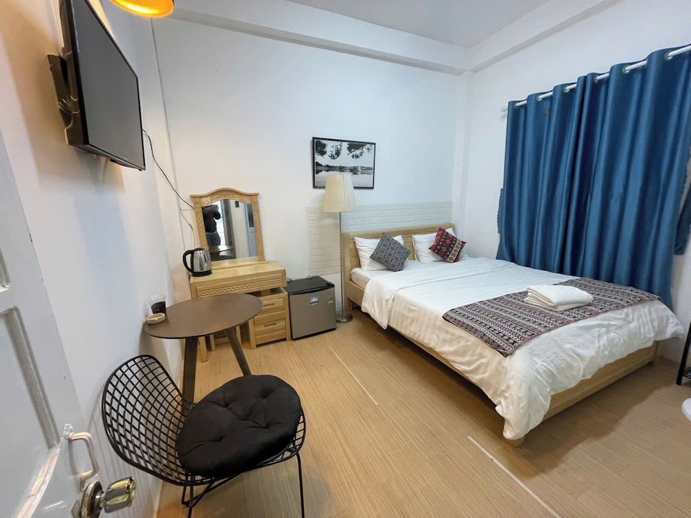 Chau Giang Hostel