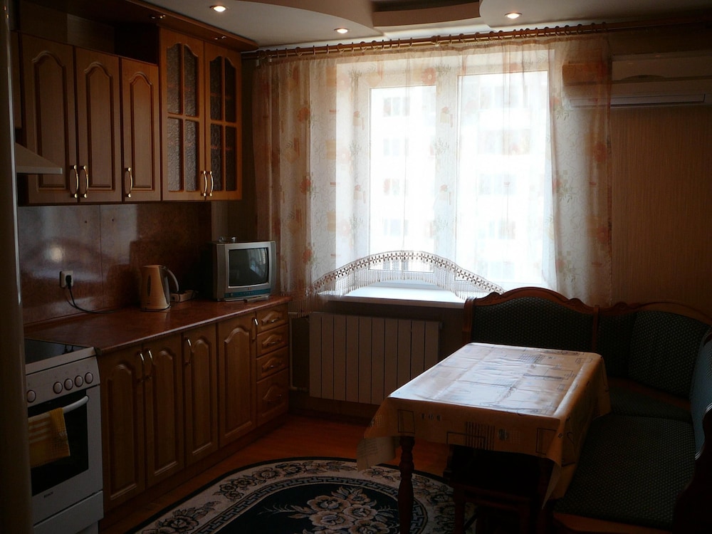Apartment on Malygina 14 view 5
