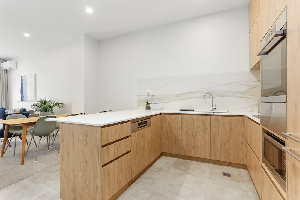 Hobson Quay Apartments by Urban Rest