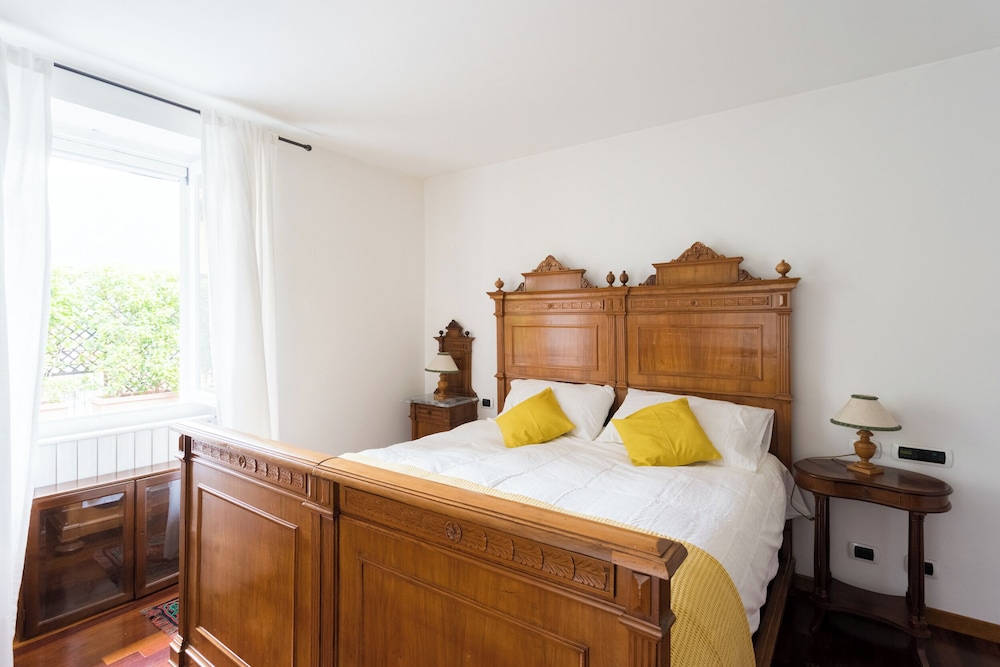 Dreaming Terrace by Rent all Como