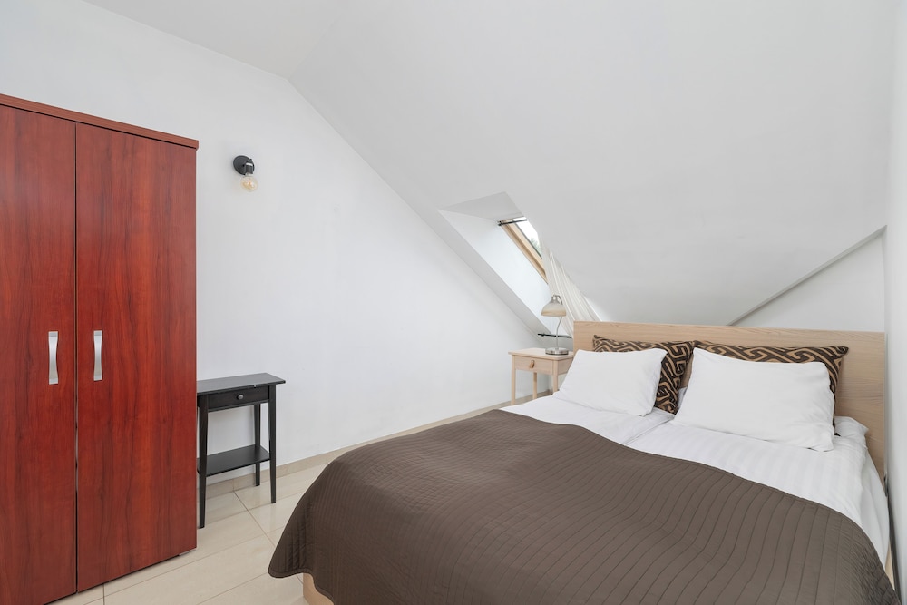 Apartment With Mountain View by Renters