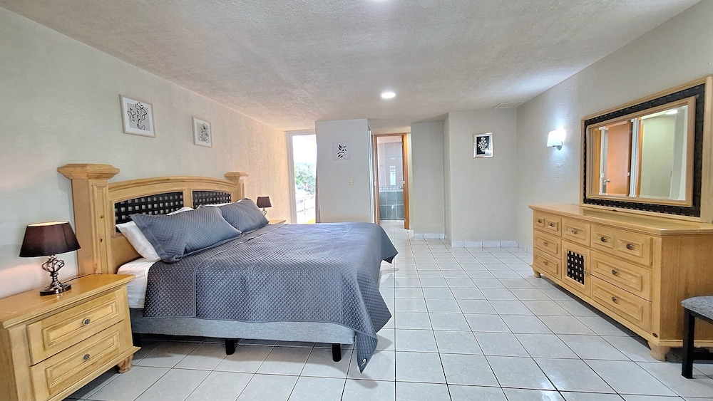 Ocean view 2BR Condo downtown Cozumel