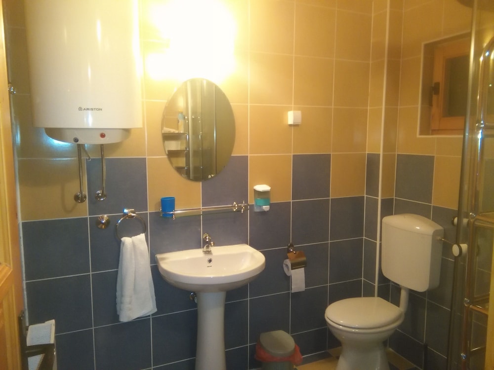 Photo 32