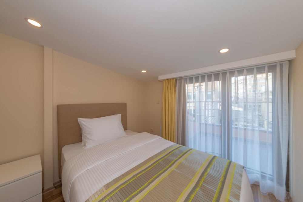 Feri Suites - Image 74