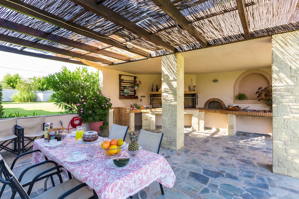 Villa Aurora