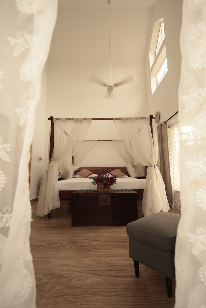 Palliath House-Heritage Villa Beachside