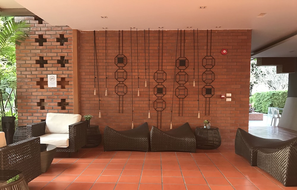 Stay in Style Doi Suthep View with Oasis