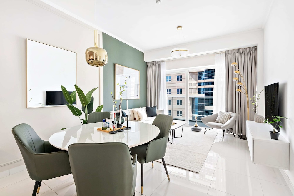 Silkhaus Beach Walking Distance Dubai Marina