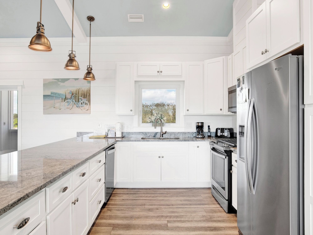 Barefeet Retreat by Southern Vacation Rentals