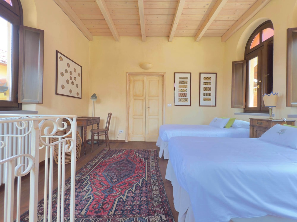 Dimora il Pozzetto Elegant Villa With Garden