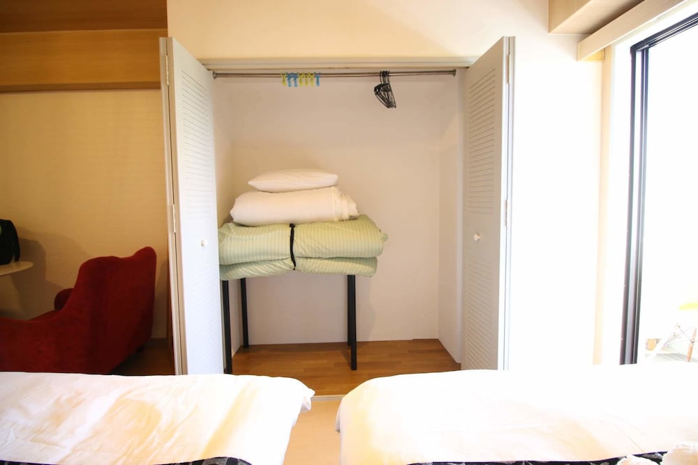 F apt 202 Mickey House SHIBUYA SHINJUKU