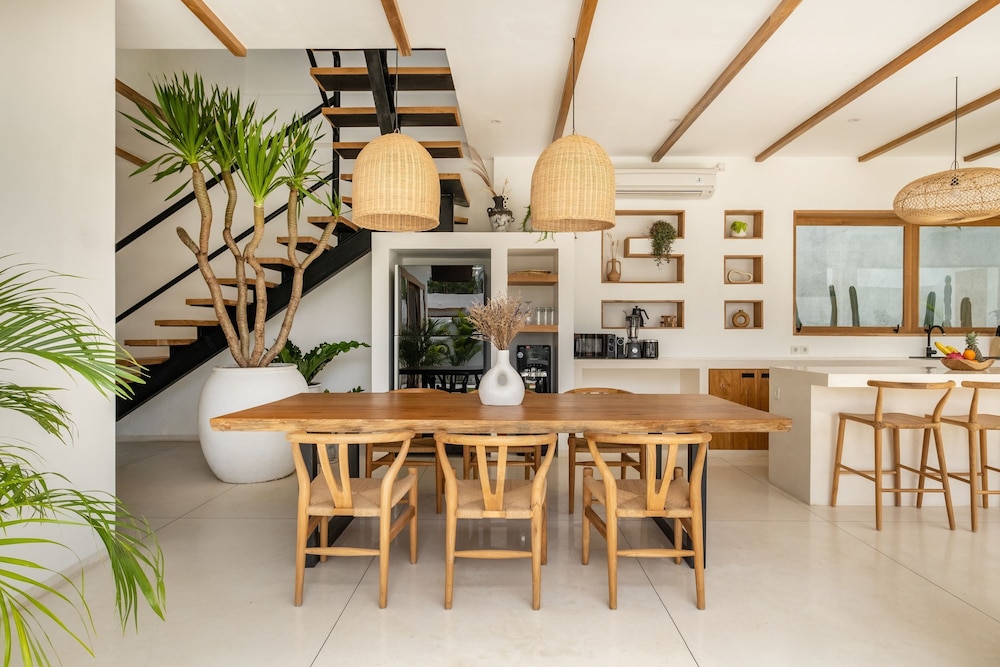 Mr Mrs W Bingin by Alfred in Bali - Brand NEW 3BR Tropical Villa Near Bingin Beach