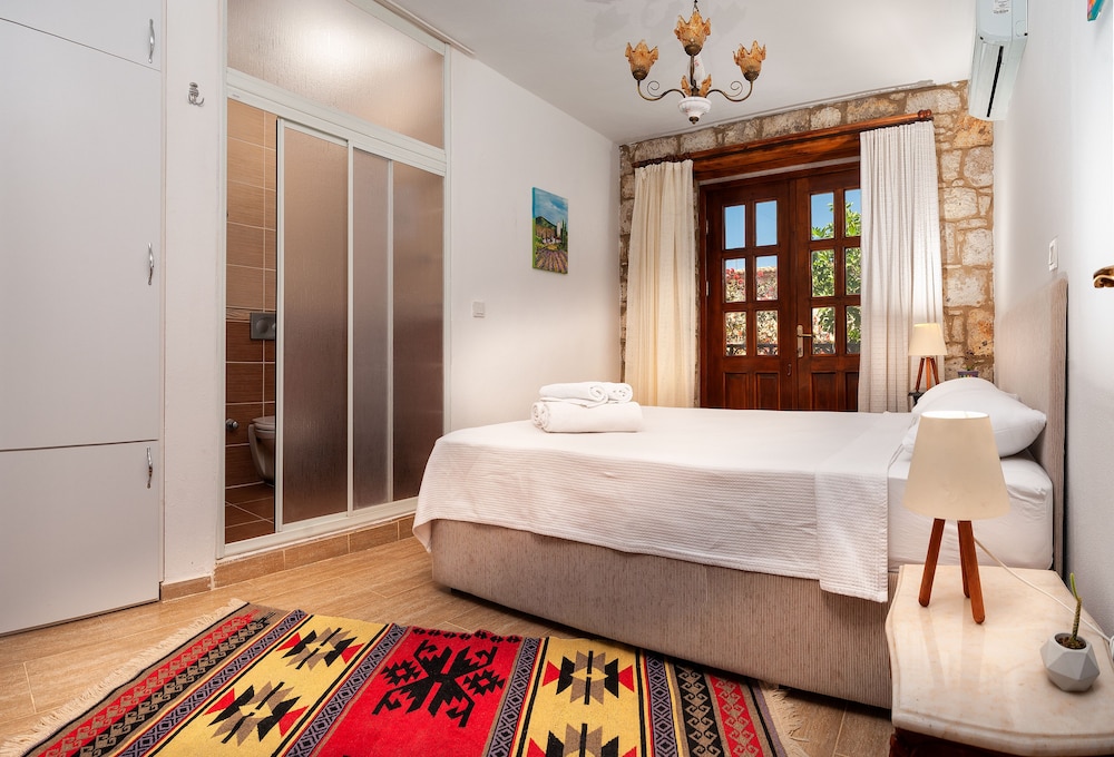 Flores Hotel Alaçatı - Image 29