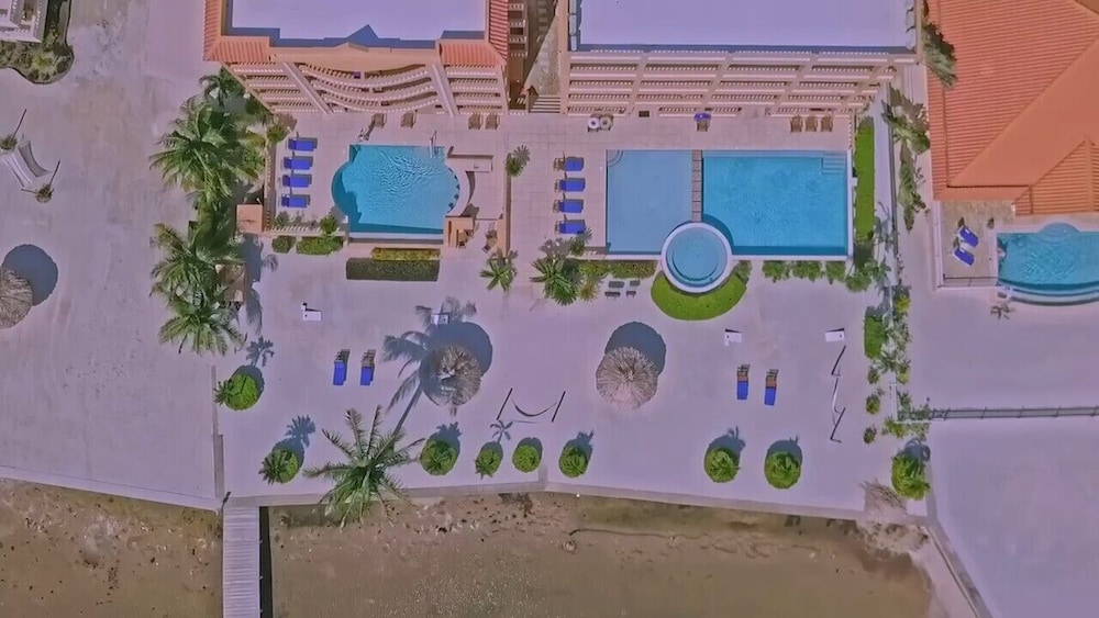 Hol Chan Ocean Front Residences
