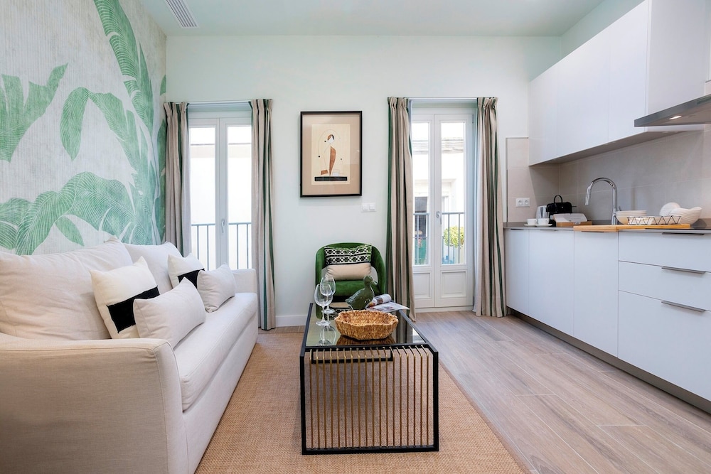Exclusive Apartment in Cádiz. Patrocinio I