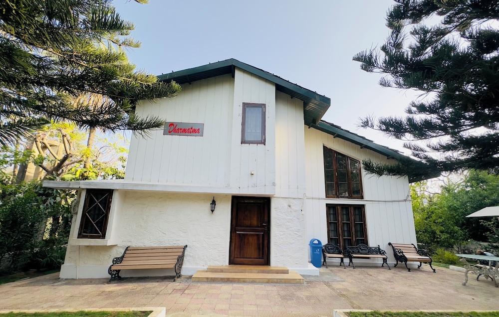 Dharmatma Farmhouse and villa