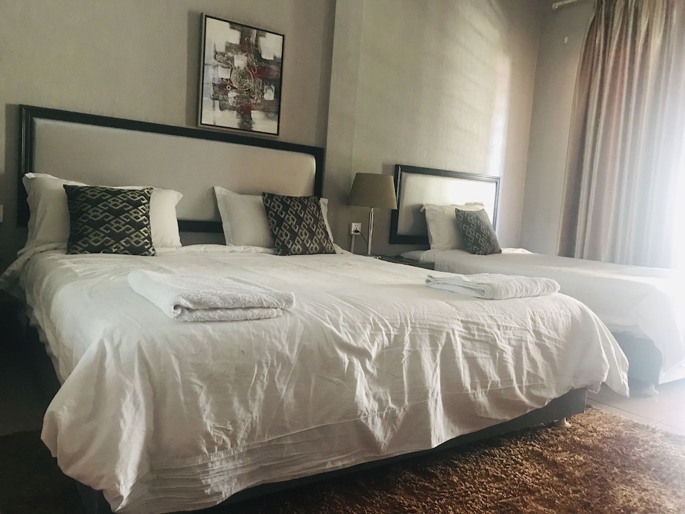 Golden Bridge Guest House view 5