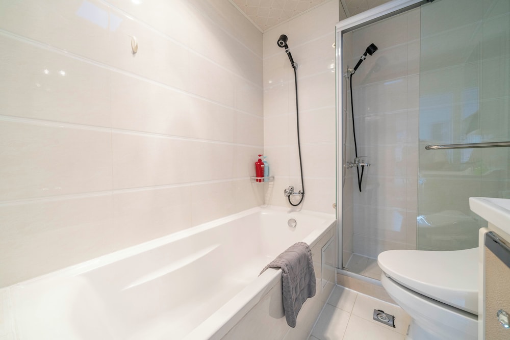 Tyms 2BR APT Hongqiao Paris Classic
