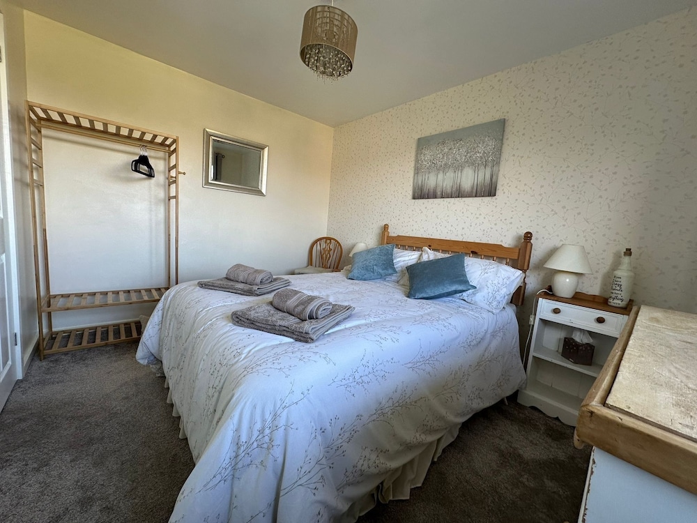 2-bed Apartment in Coleshill view 3