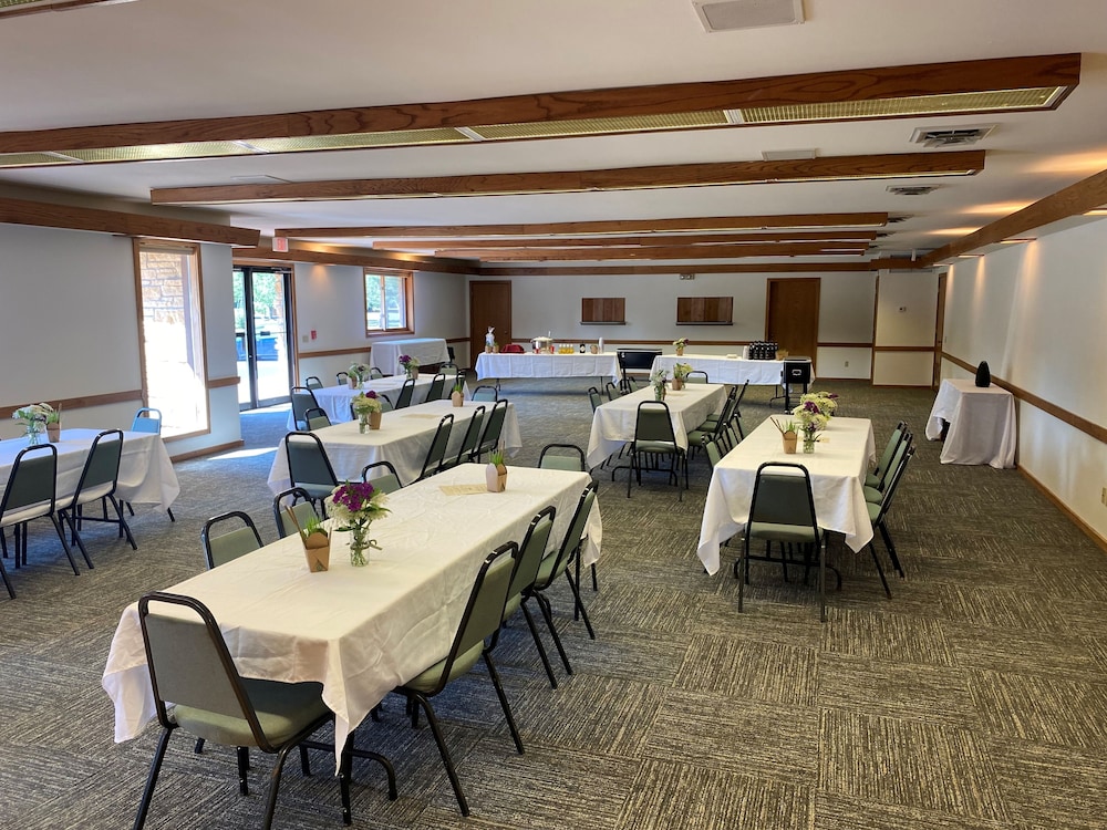 Spring Valley Inn