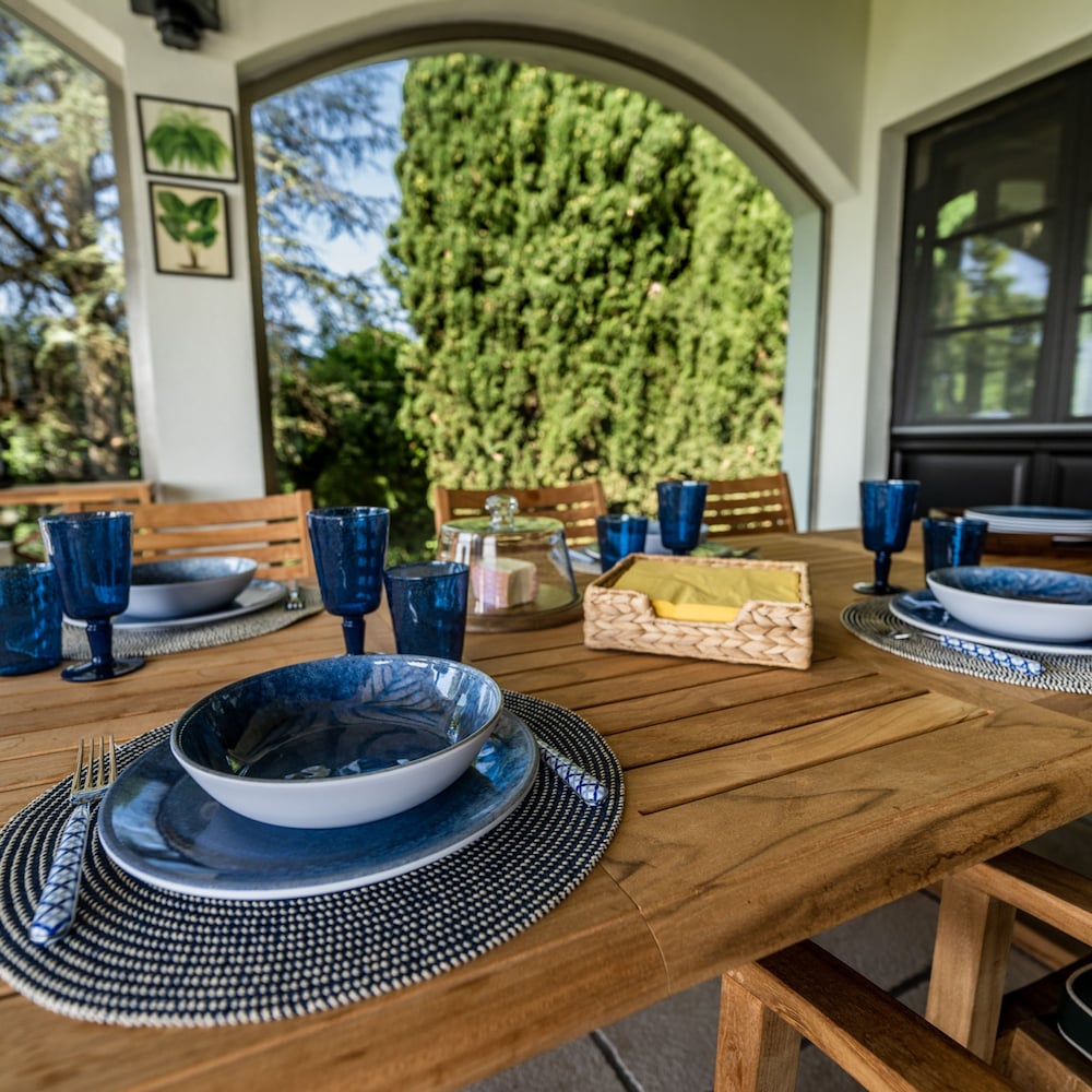 Charming Green and Blue Villa by Wonderful Italy
