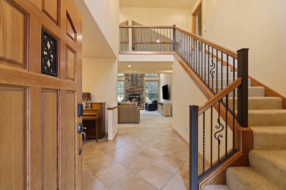 4 Tan Oak Lane 5 Bedroom Home
