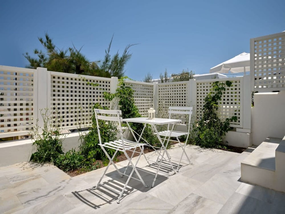 Villa Maria - Naoussa Squares Blue Gold Suite
