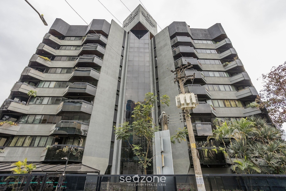 Apt With Balcony, Near Shopping Morumbi PPE0302
