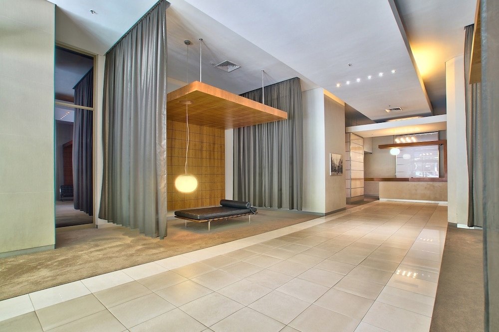 1008 Cartwrights Corner