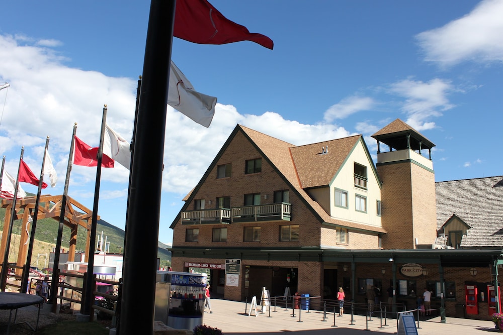 The Loft at Mountain Village by All Seasons Resort Lodging