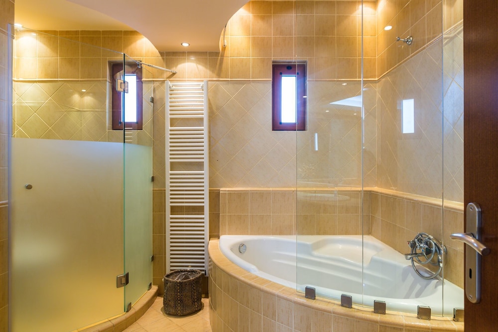 Cretan Residence Mediterranean Luxury Private Villas