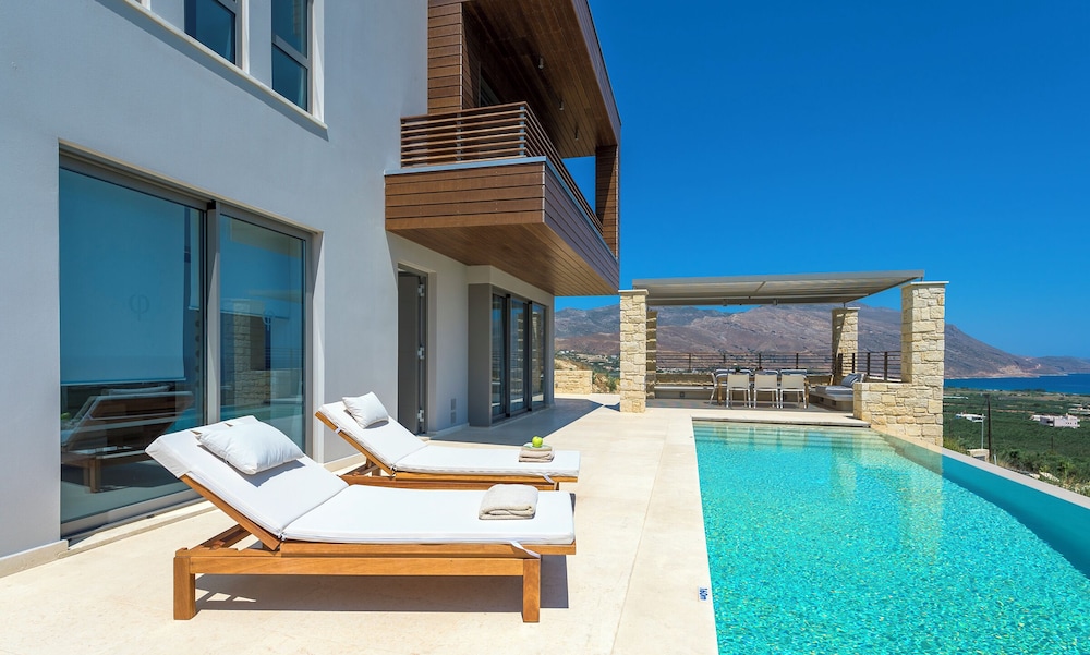 Youphoria Villas