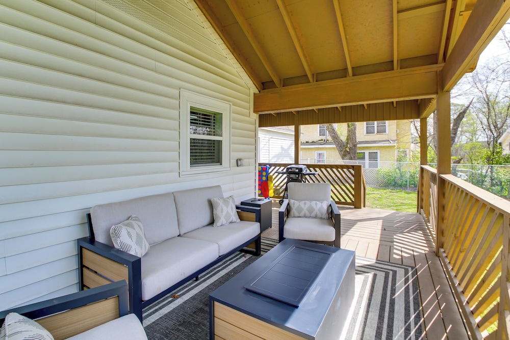 Walk to Casino: Home w/ Deck in Hot Springs!