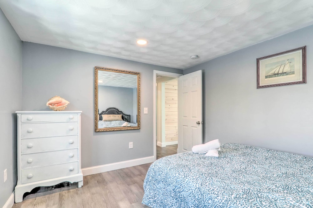 Bike to Beach: Centerville Home w/ Deck!