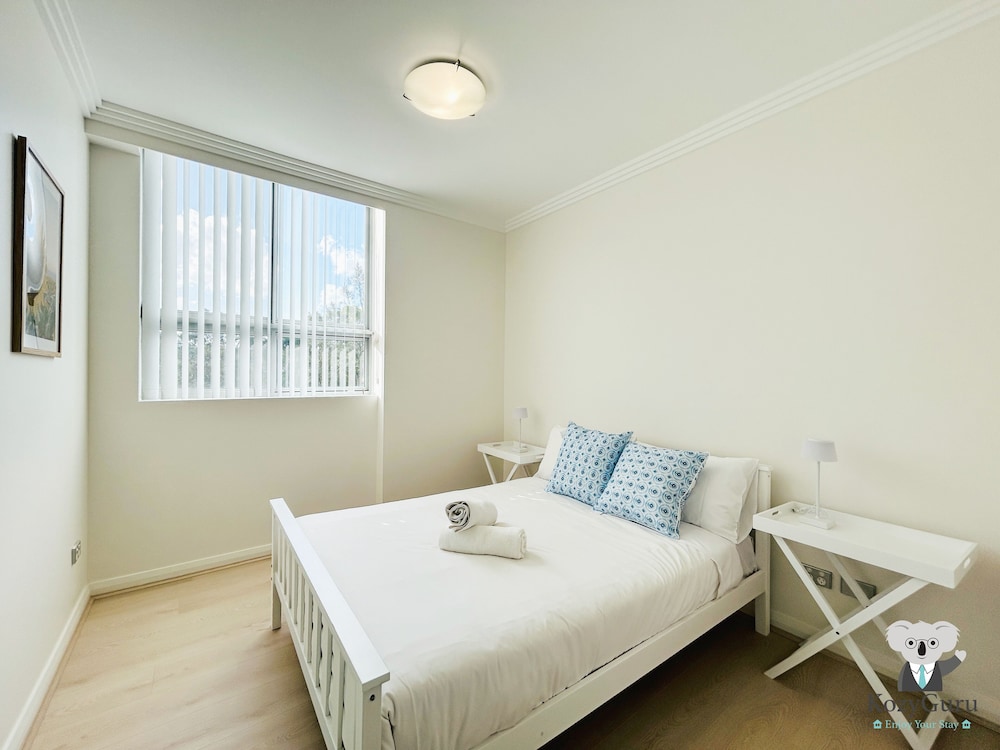 Kozyguru | Homebush West | 3Bed 2Bath Apt +Parking