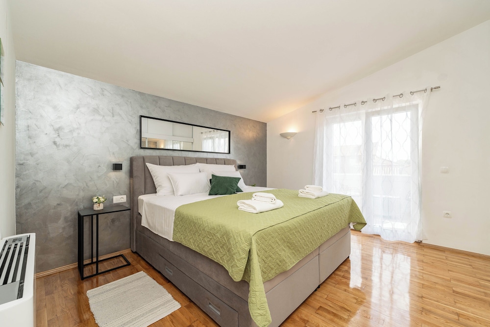 Apartments Grbic