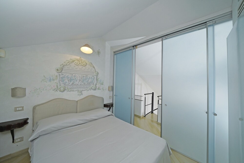 Il Melagrano A12 by Wonderful Italy