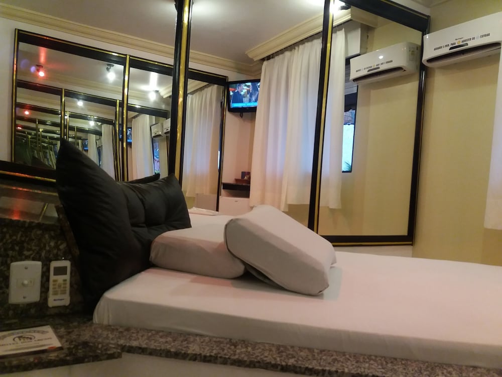 Motel dos Arcos