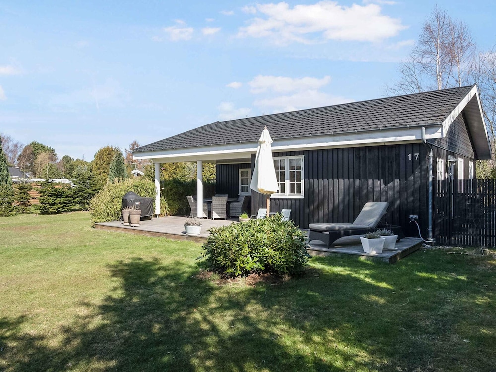 5 Star Holiday Home in Vaeggerlose