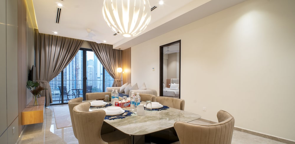 The Manor Suites KLCC by Moonway