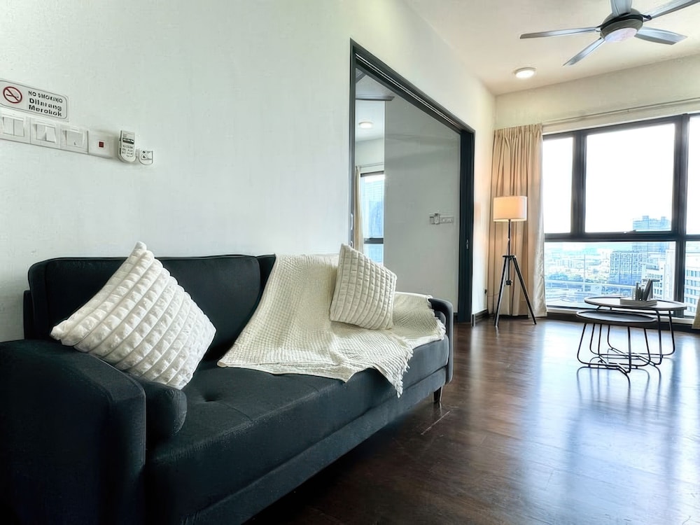 Staycation V Residence - Sunway Velocity
