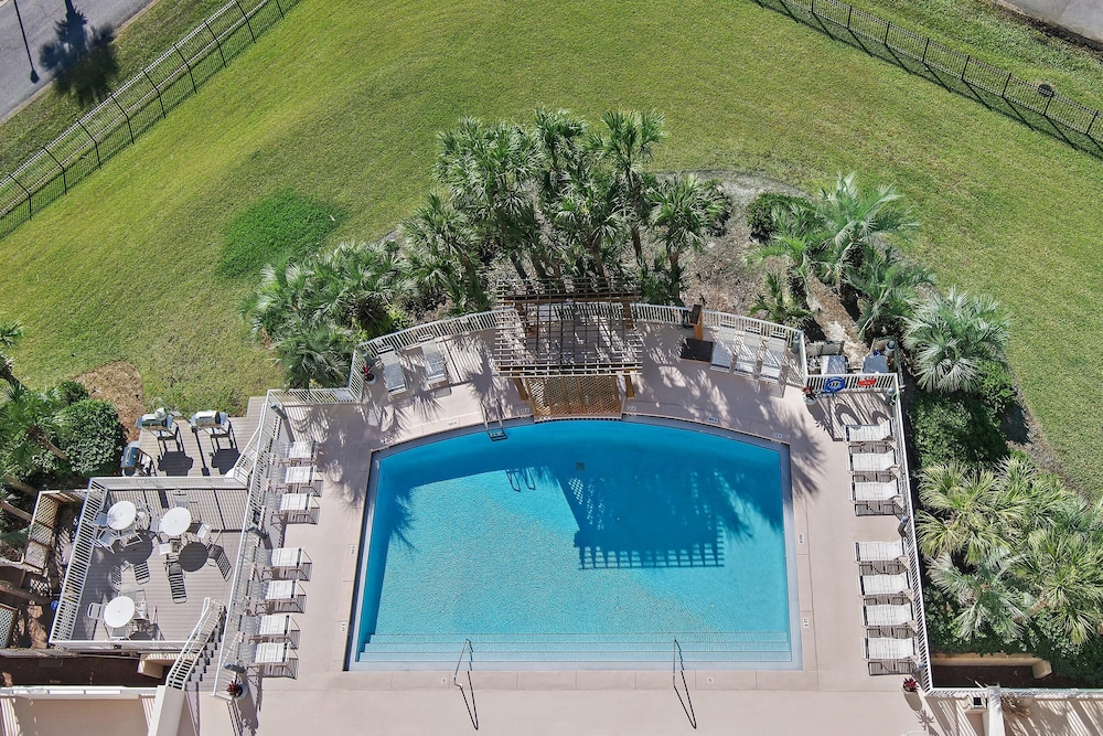 Pelican Beach Terrace 1203