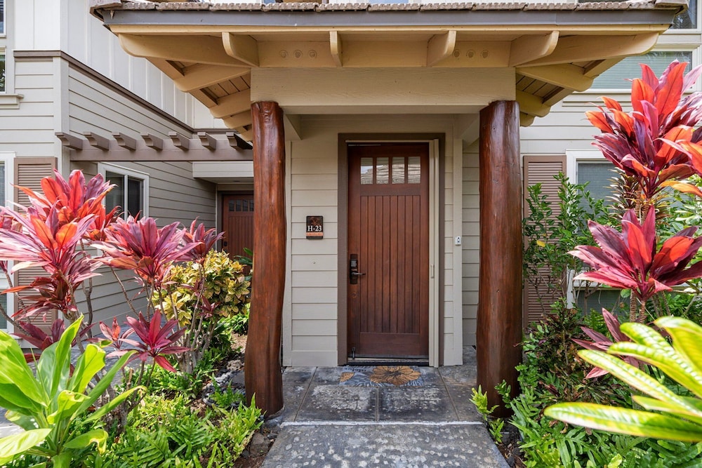 2bed Lift with Concierge Onsite, Golf Course Views - Vrkcv
