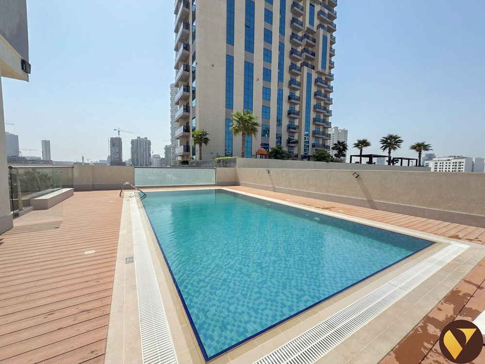 JVC near Circle Mall with full Amenities