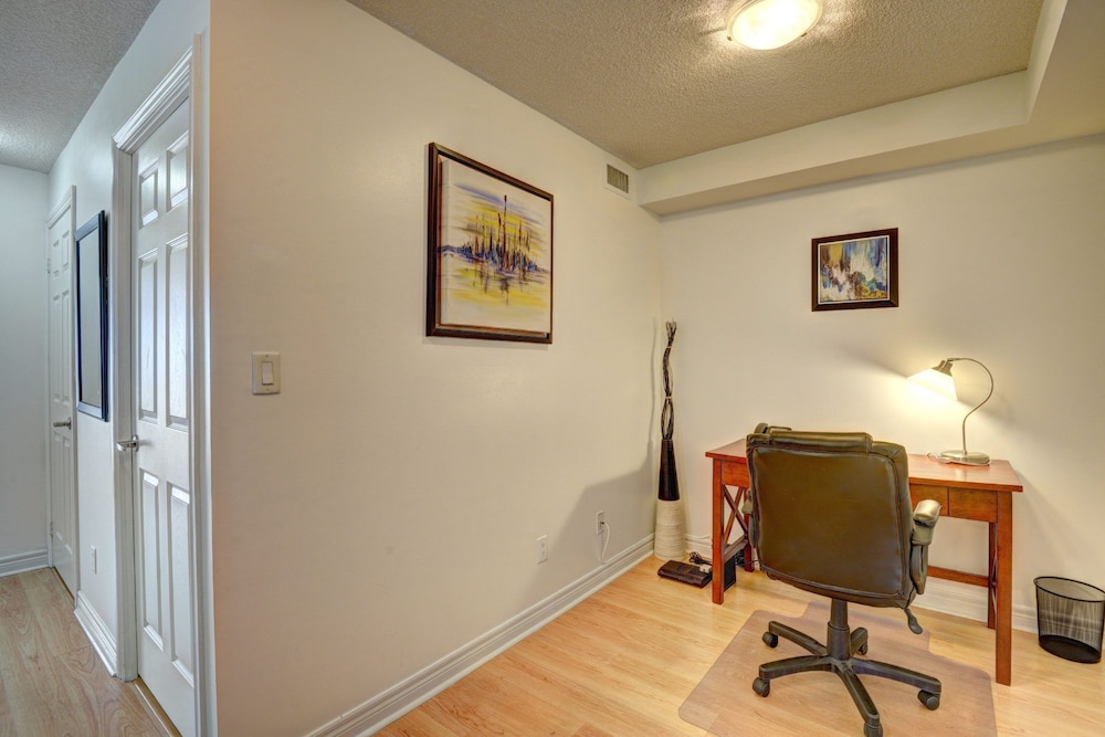 Bombay Suites Mississauga